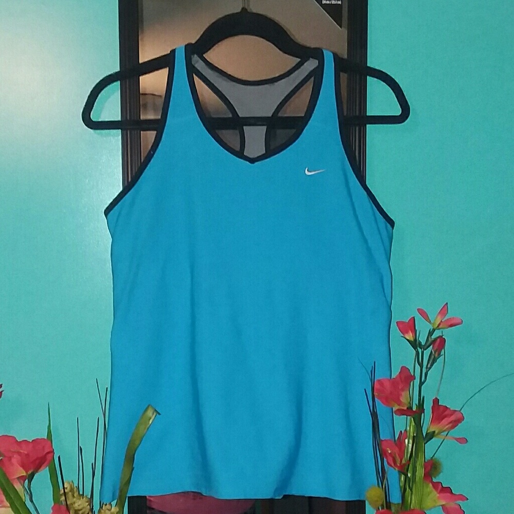 Nike Dri-fit razorback tank